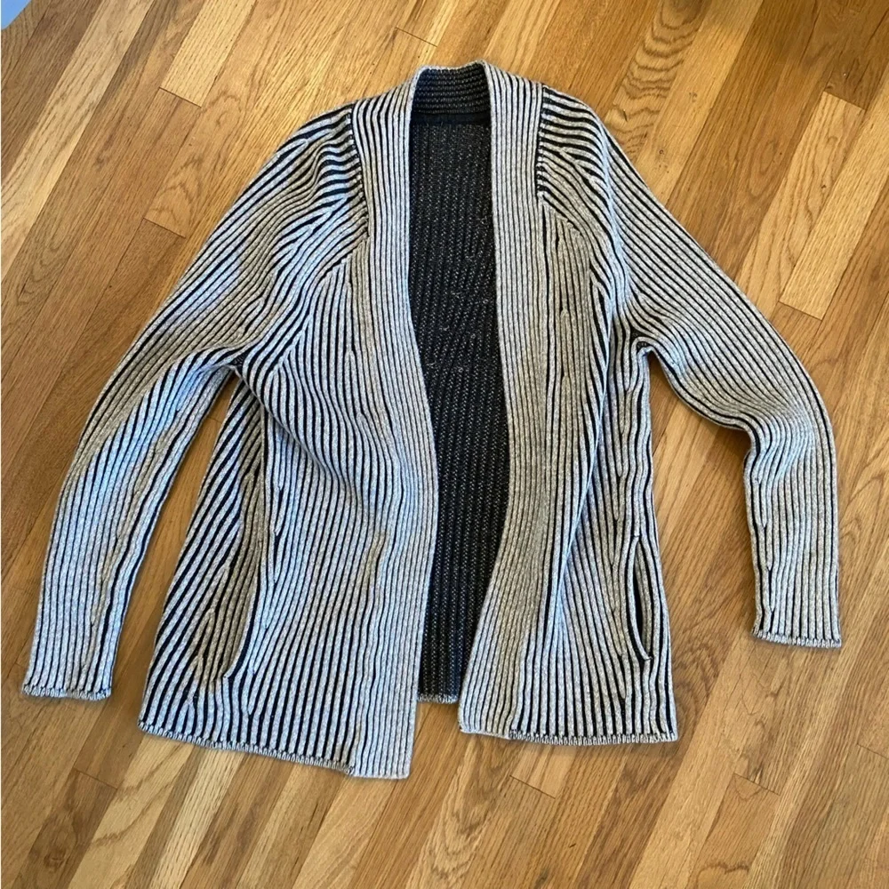 Womens Lululemon Cotton-Cashmere Blend Sweater Wrap size 6